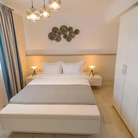 Апартаменты Gioia Sea View Нэводари