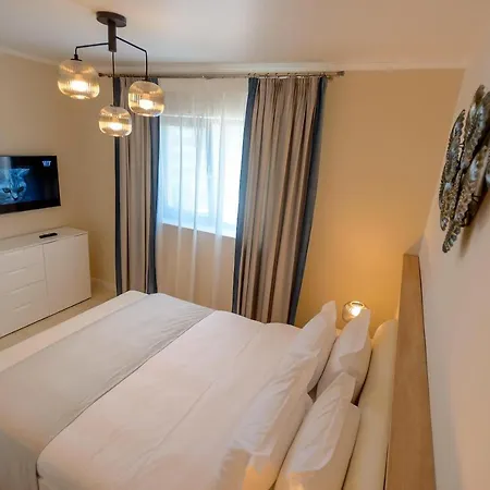 Gioia Sea View Апартаменты *